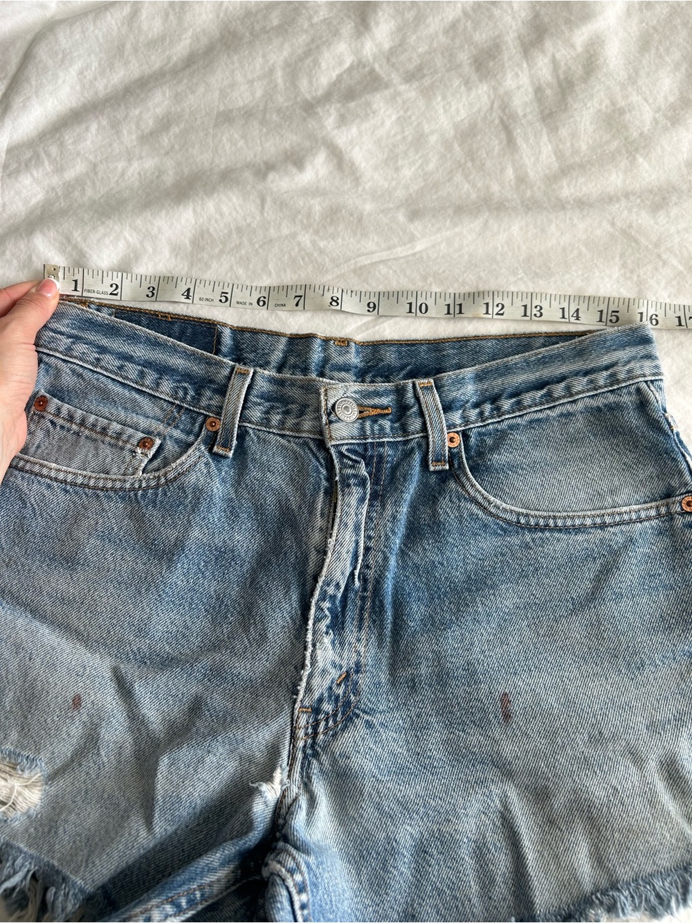 Levi's 550s Light Wash Distressed Denim Cutoff Shorts - Picture 12 of 15